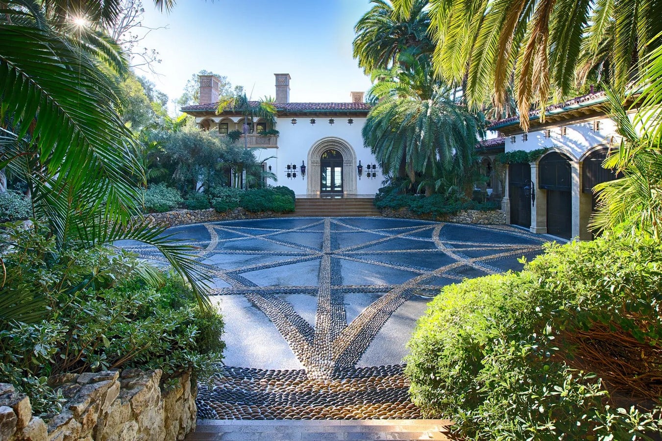 Entrance to the villa_Ⓒsplash news