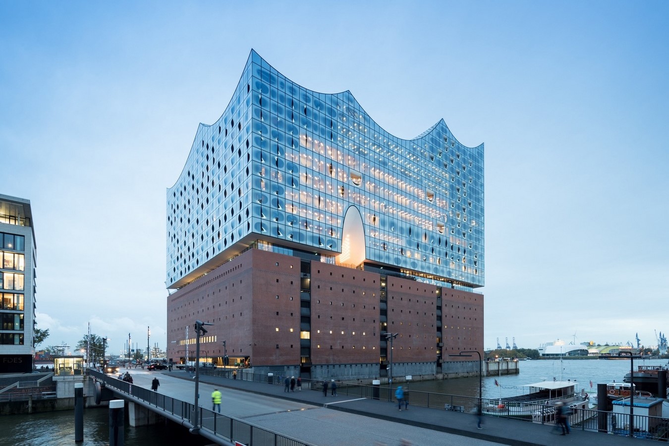 Buildings that redefine Architecture in the Past 5 Years - Sheet1