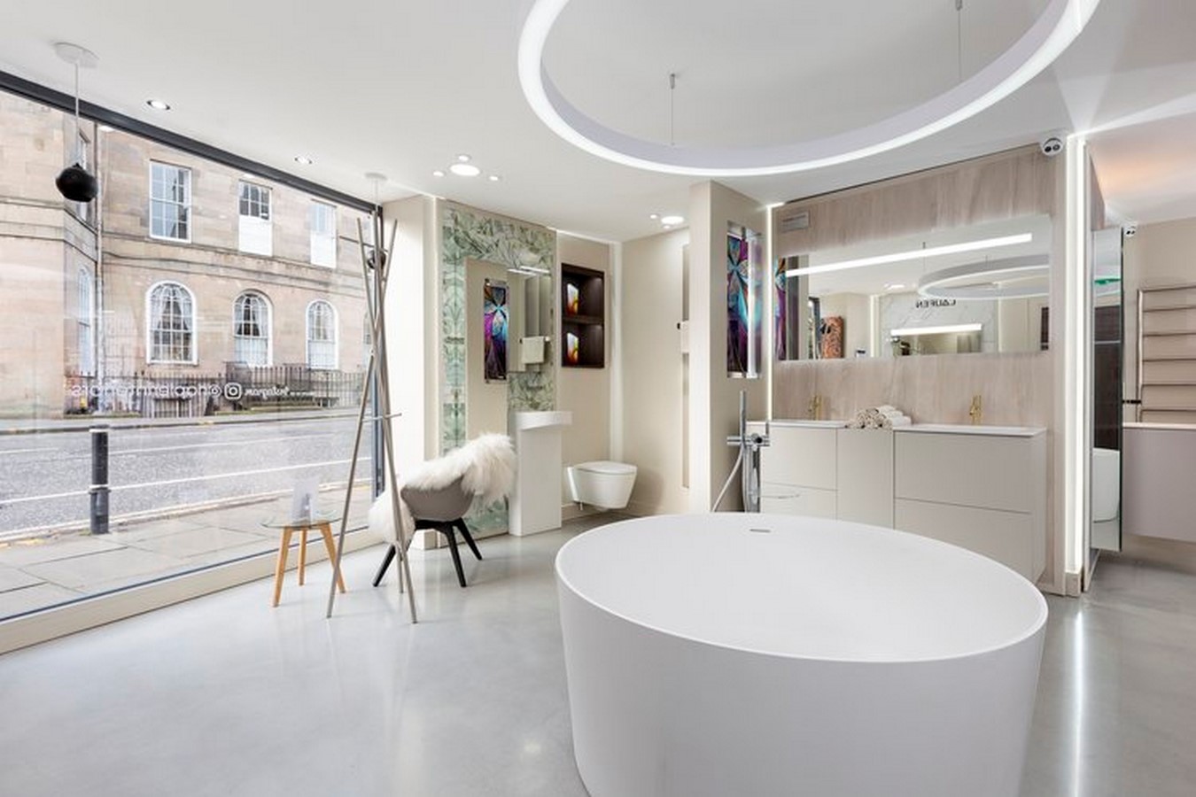 Interior design _©images.squarespace-cdn.com/content/v1/5ffdd71efce0f84ef97193e0/f8b77052-9e5b-4069-b02e-8eb5c6543435/NapierBathrooms001.jpg?format=750w