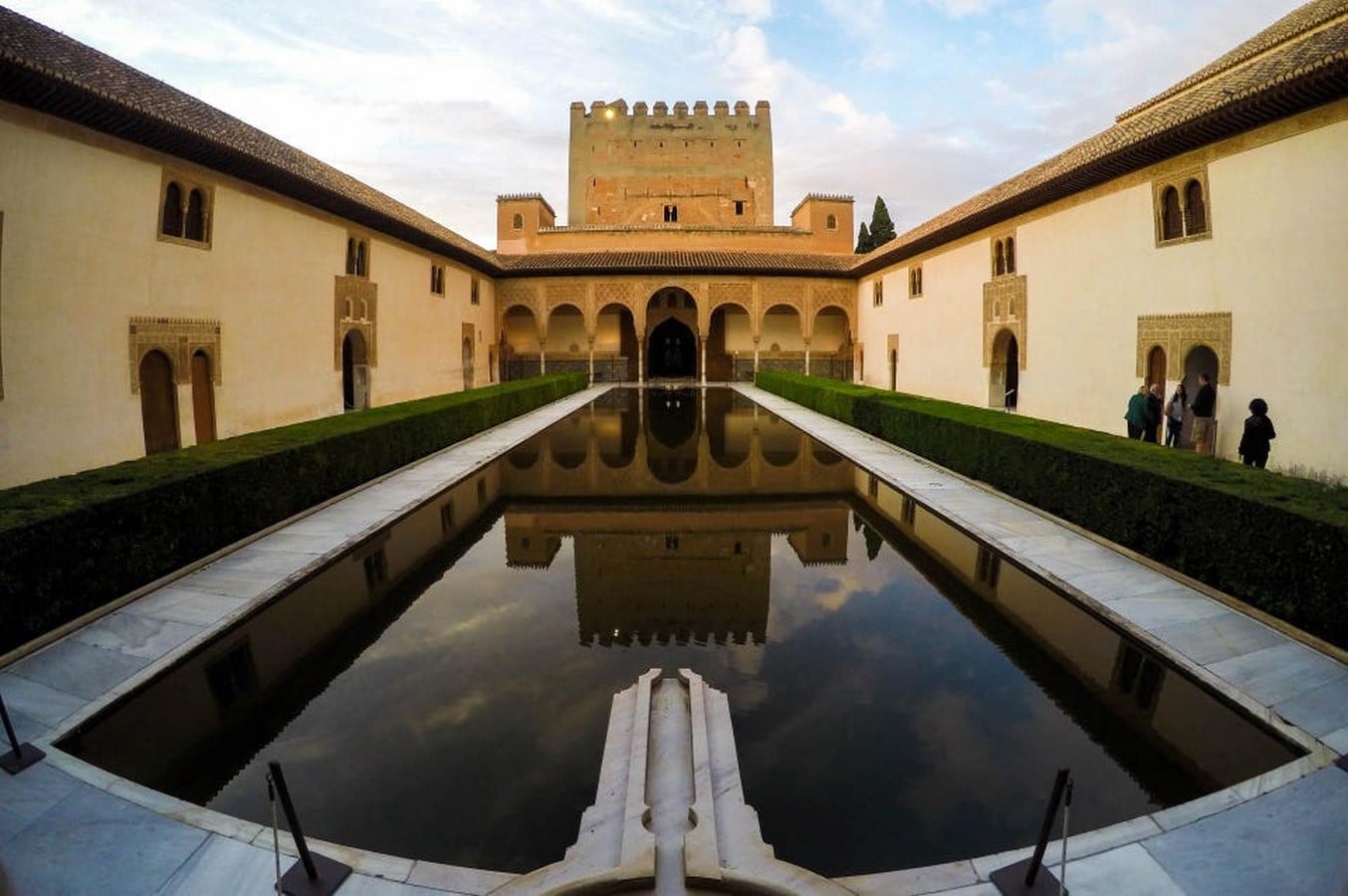Architecture In Spain: 15 Uniques Buildings Every Architect Must See - Sheet4
