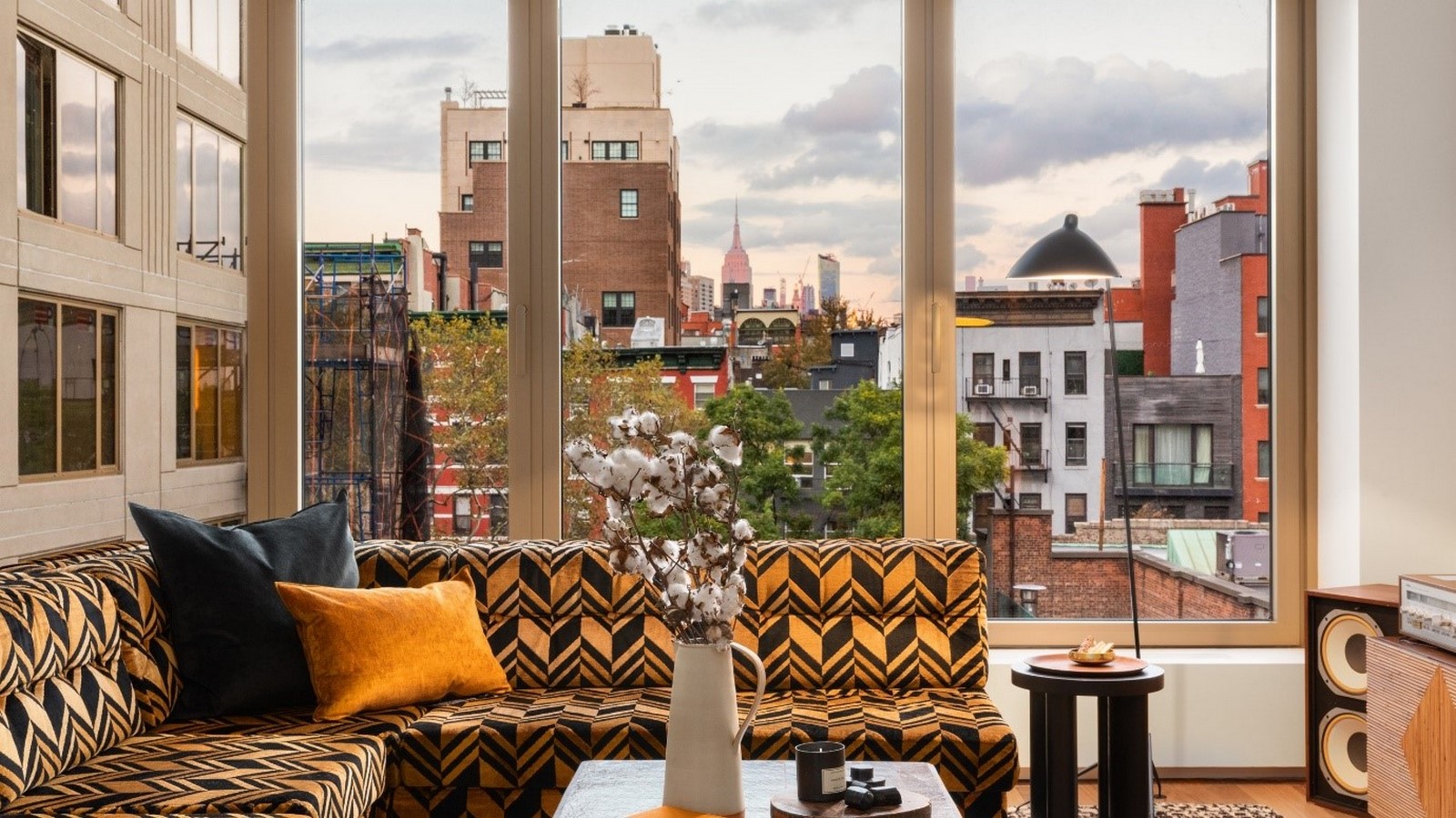 An inside look at all the houses owned by Lenny Kravitz - Sheet36
