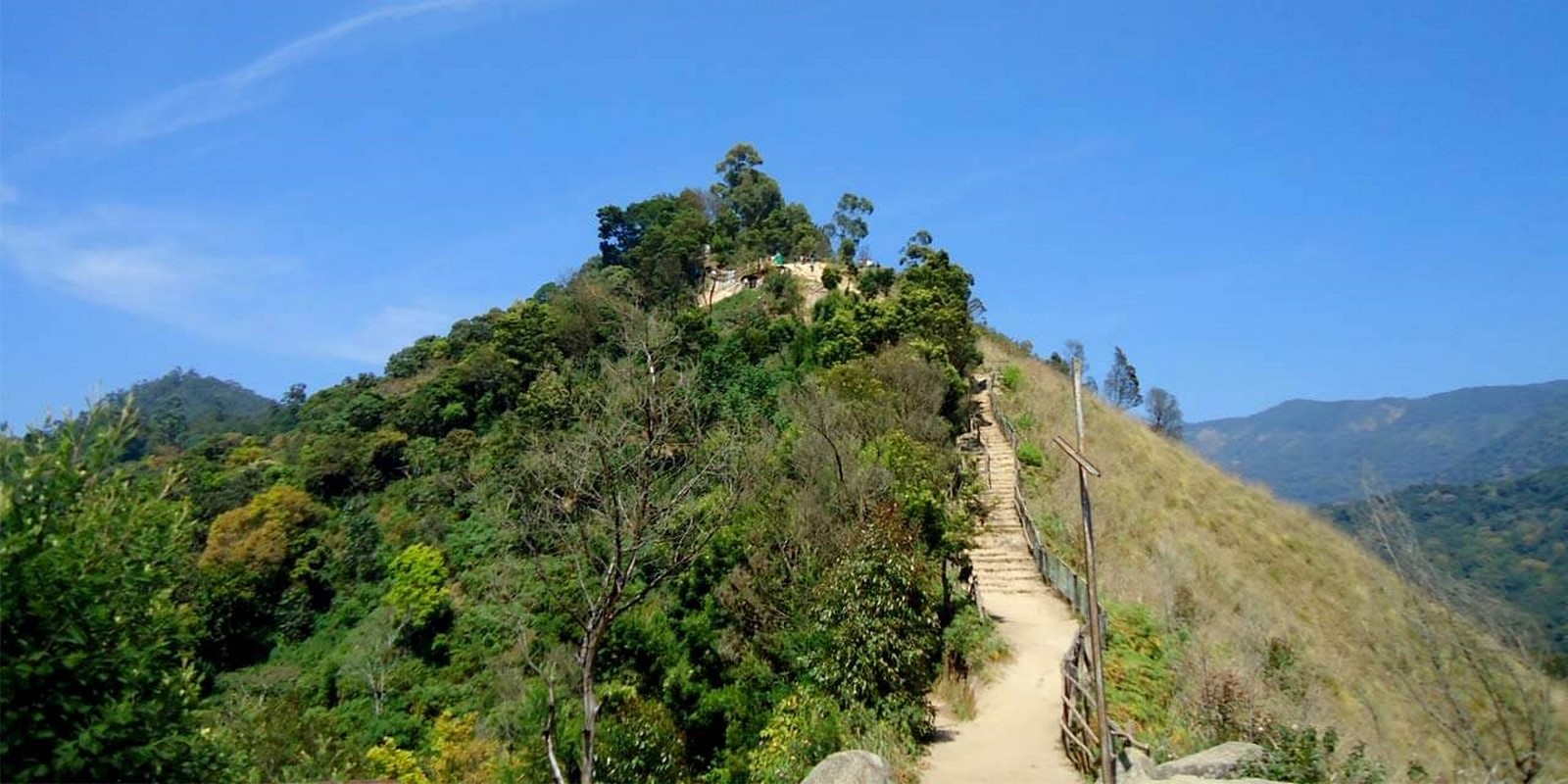 15 Places to visit in Munnar for Travelling Architect - Sheet17