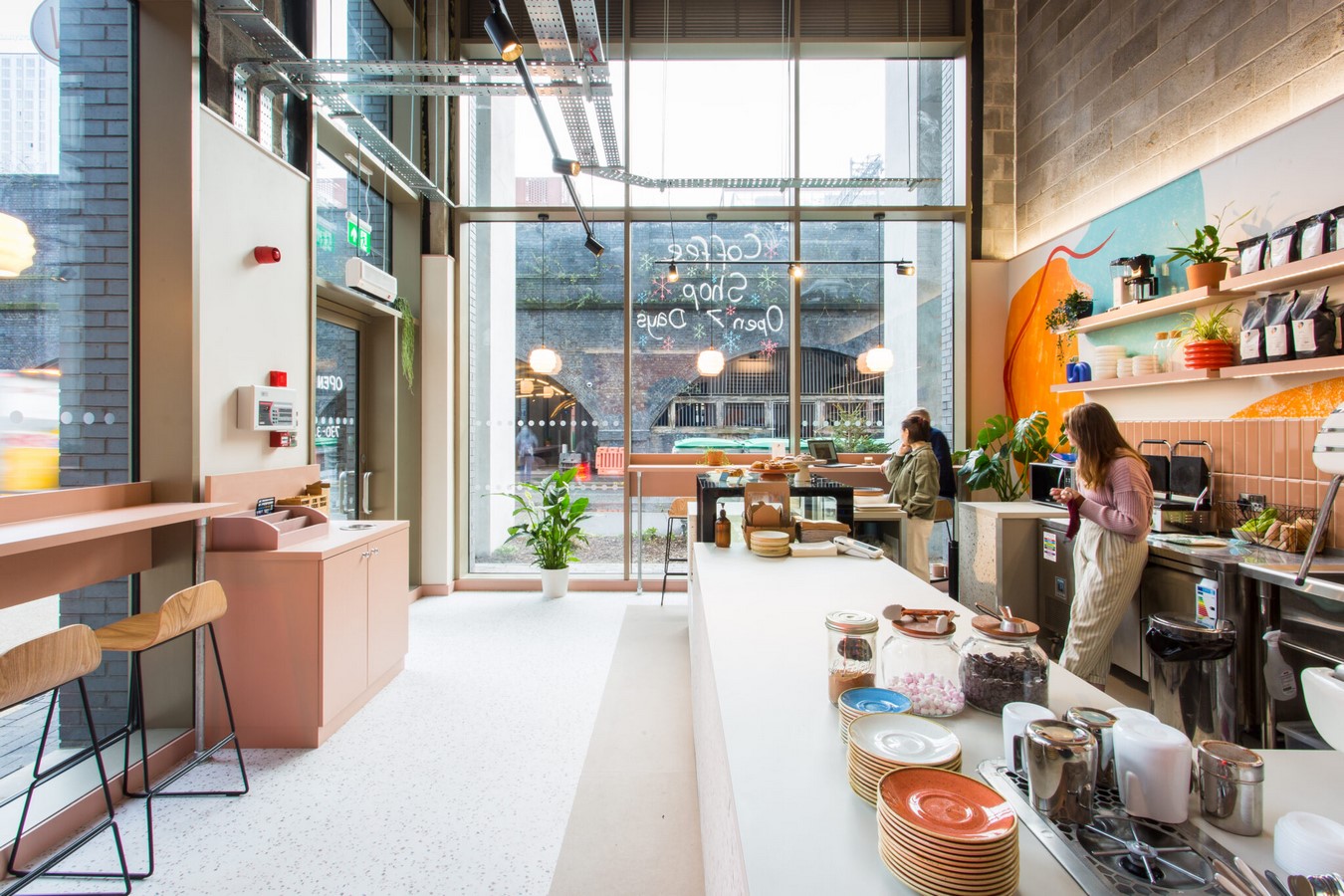 Interior design _©https://www.select-interiors.com/wp-content/uploads/2022/04/INNERWEST_CoffeeShop_Select_Interiors_Manchester_01_2022__TB0005-2048x1365.jpg?w=999