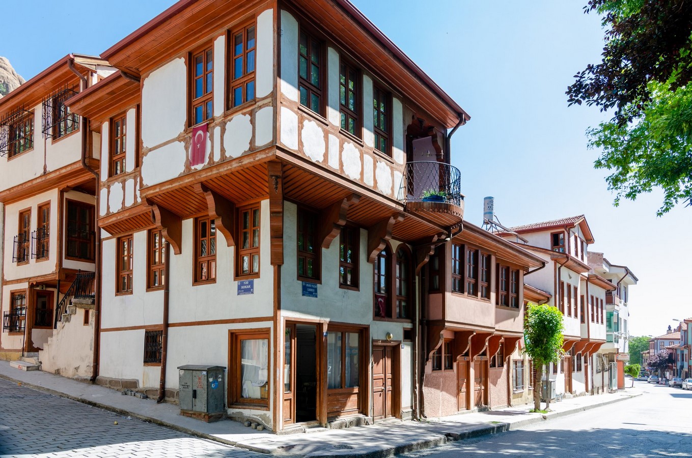 An overview of Turkish vernacular architecture - Sheet9
