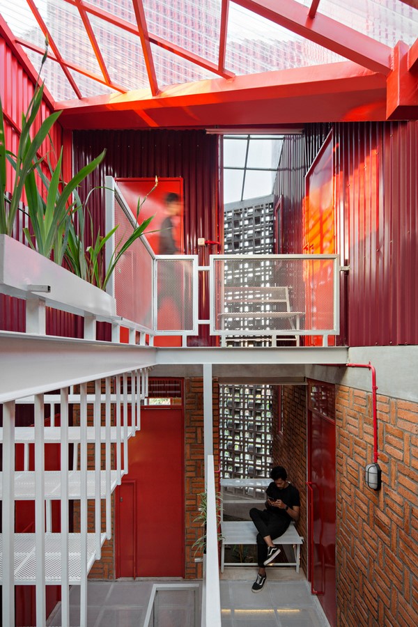 Stack By Step Red Zone Boarding House designed by Ismail Solehudin Architecture, Bogor, Indonesia_©Mario Wibowo