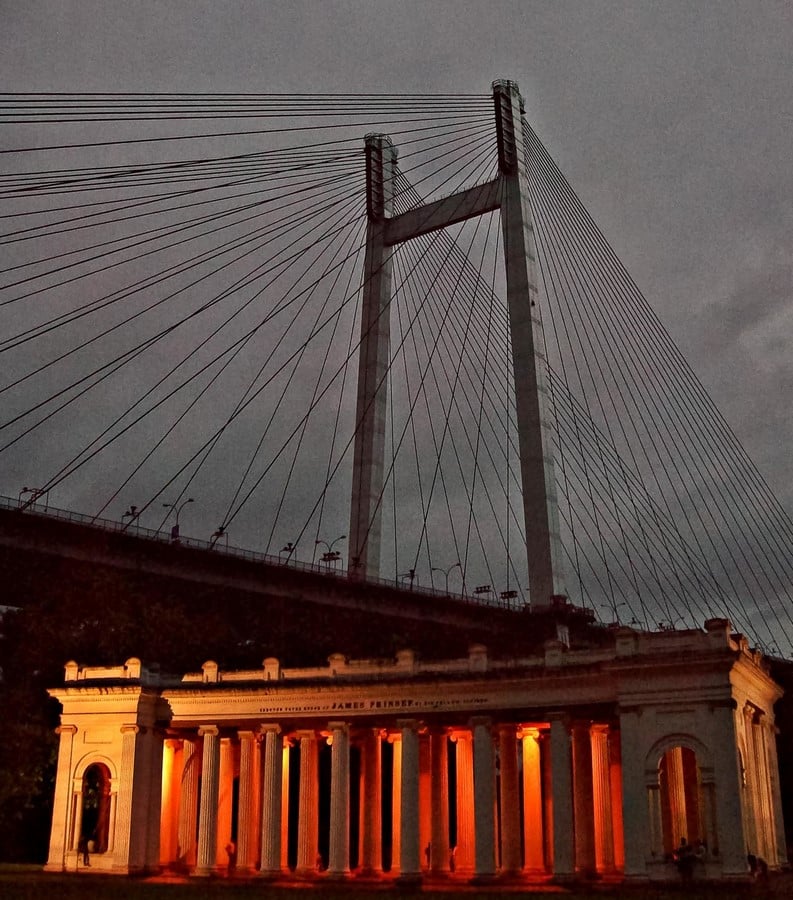 JamesPrincepGhat_ James Prinsep Ghat _©commons.wikimedia.org