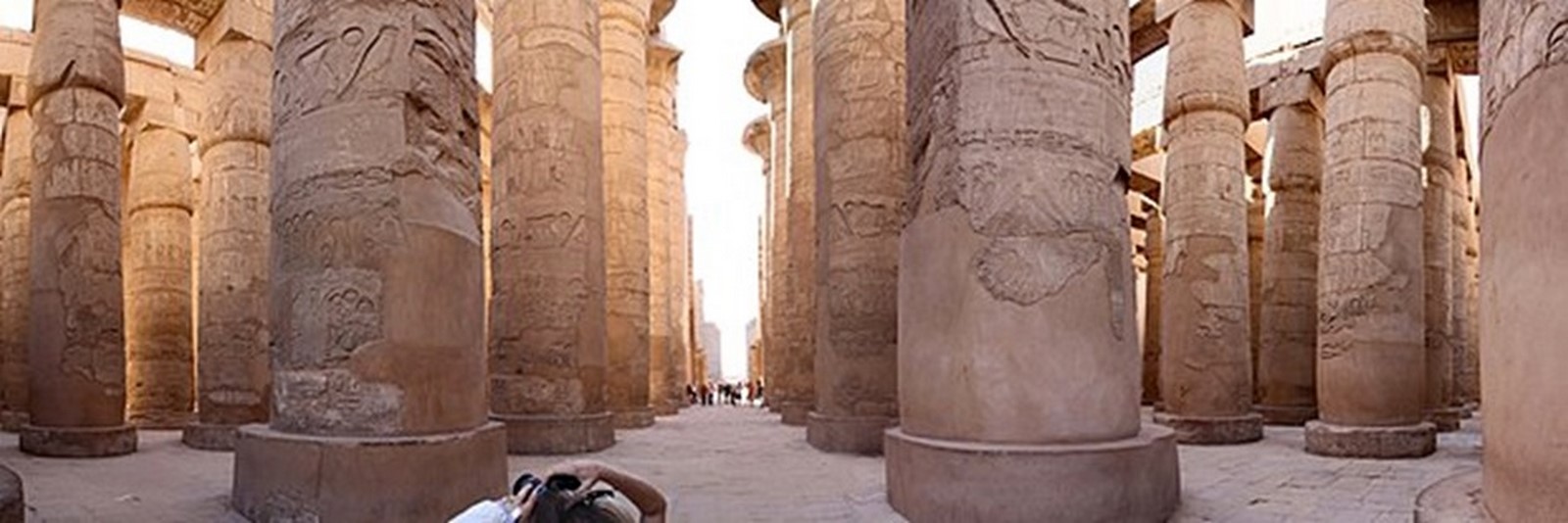 The Hypostyle Hall_©wikipedia.org