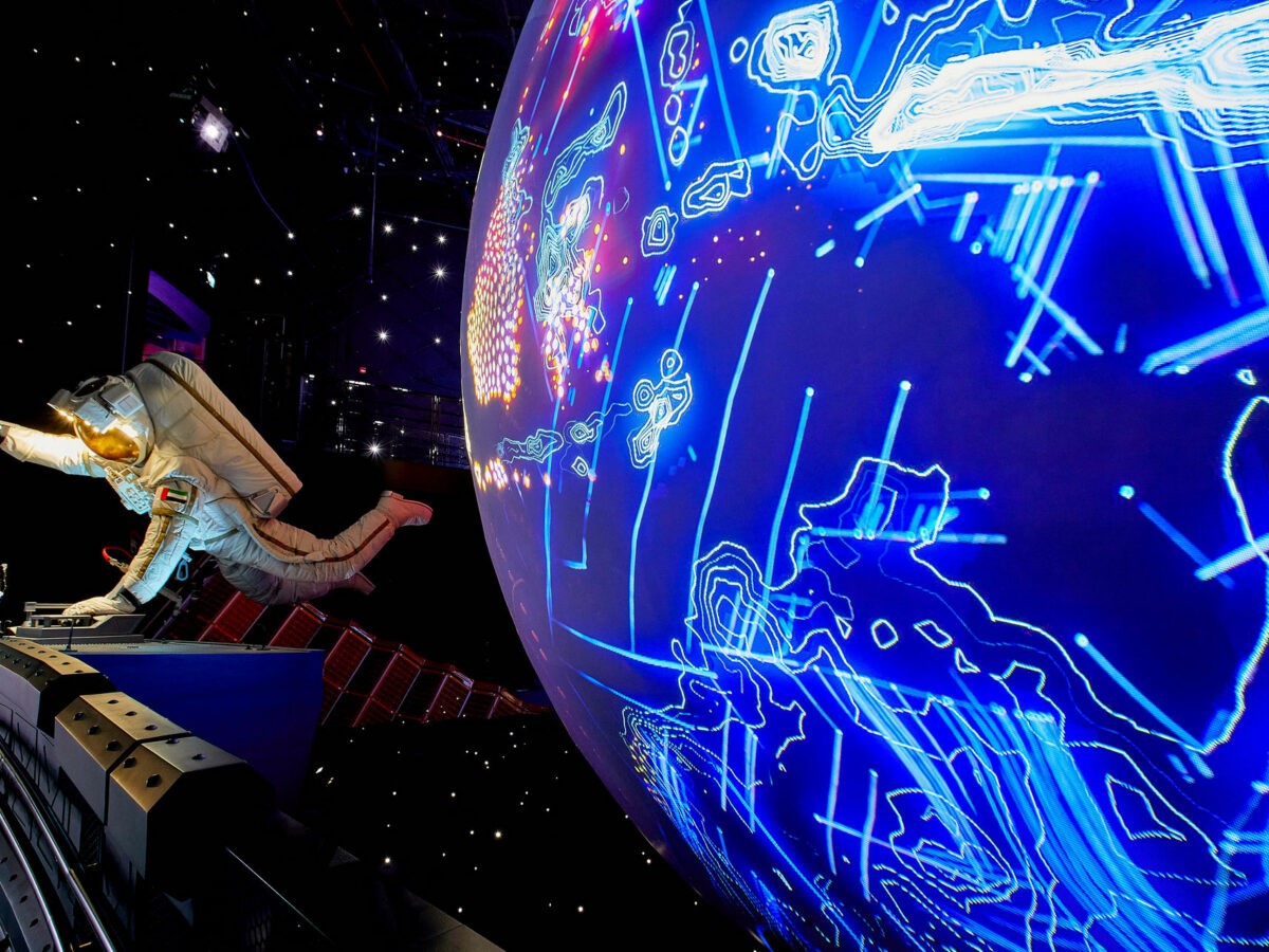 The astronaut on whose helmet visitors can project their faces_©Expo 2020, Dubai