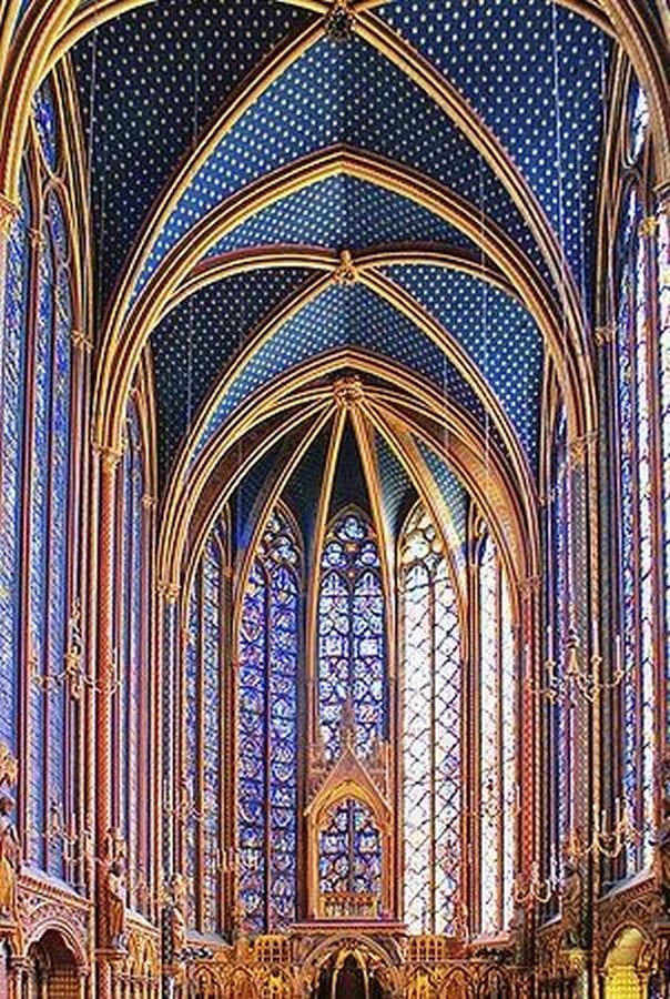 stained glass_©Travelsignpost.com