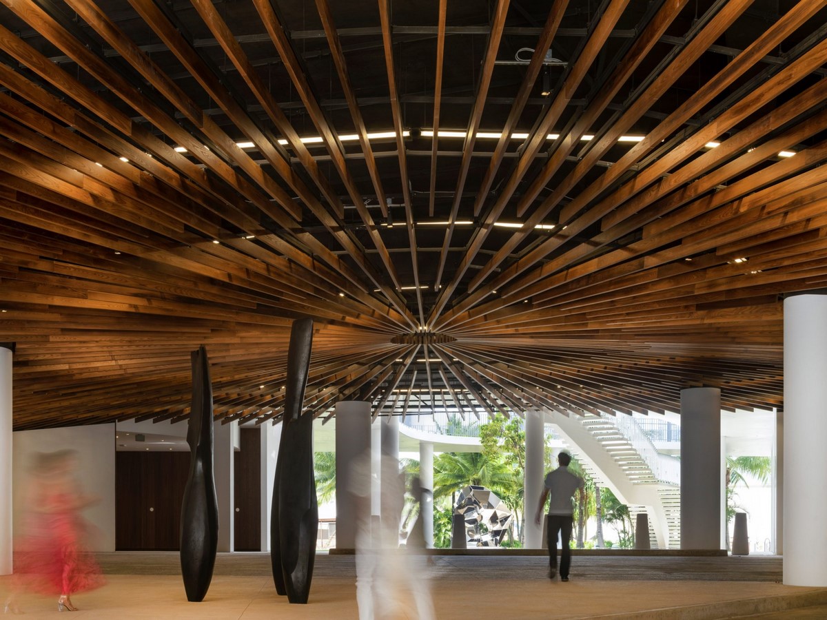 Hawaii skyscraper with sugar cane-informed facade completed by Studio Gang - Sheet5