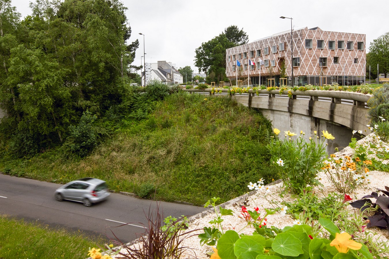 City of Quimper public services center by GuinéePotin architectes - Sheet9
