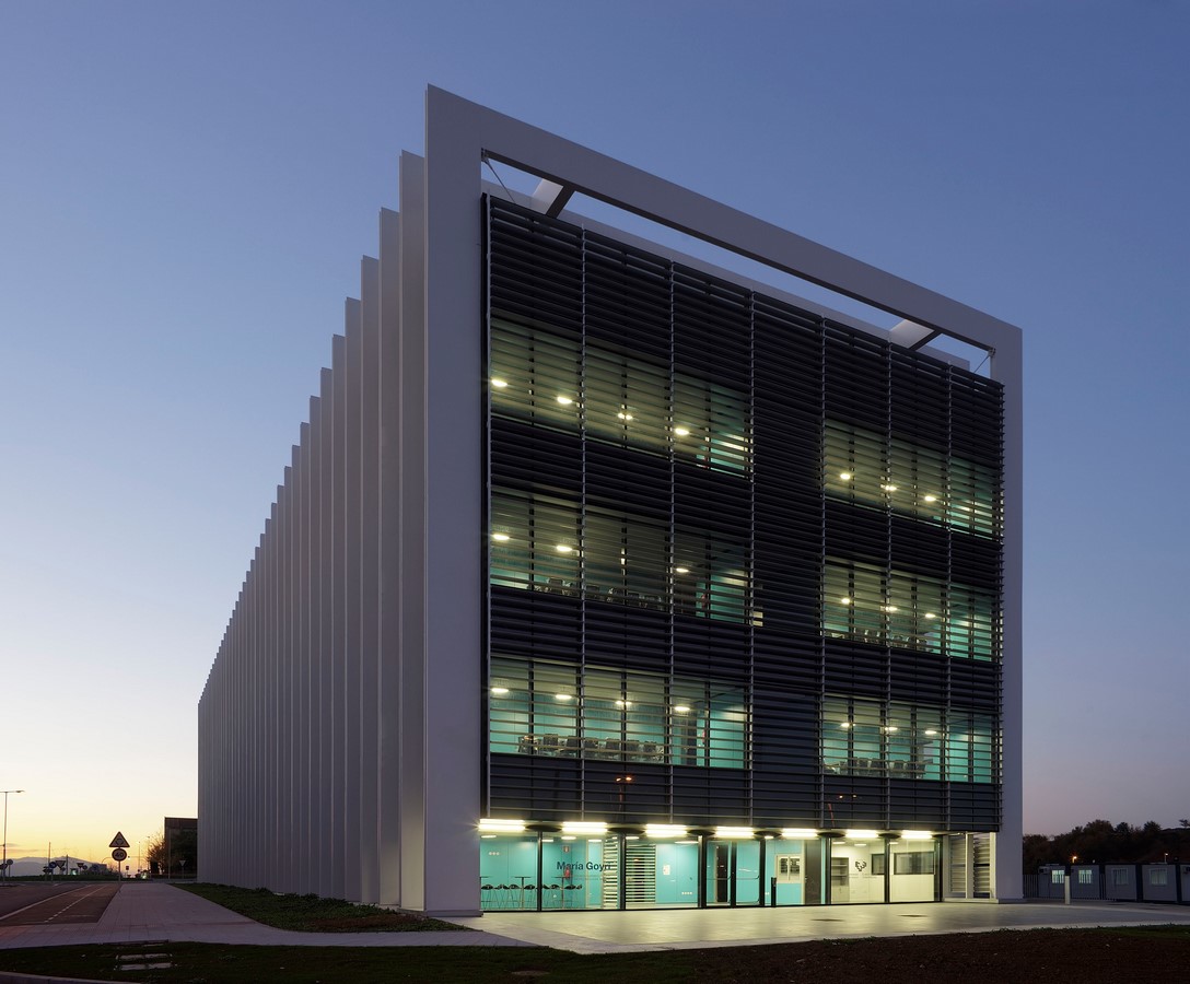 Animal Biotecnology Center by JAAM - Sheet5