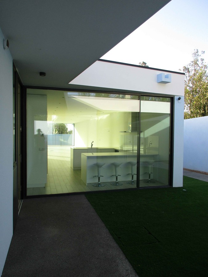 Modern House in Gaia by Utopia - Arquitectura e Engenharia Lda - Sheet7