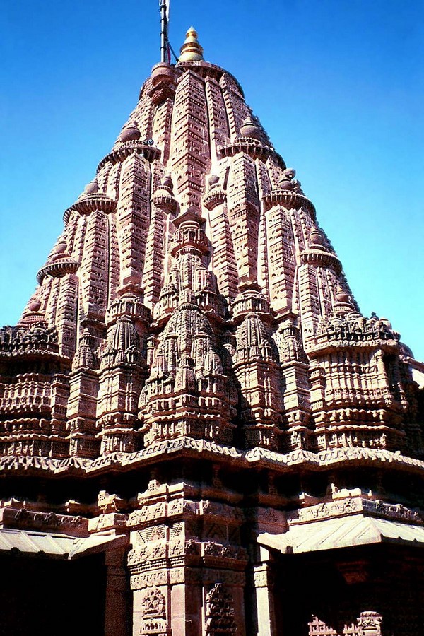 Osian Temple_©https://en.wikipedia.org/wiki/Mahavira_Jain_temple,_Osian