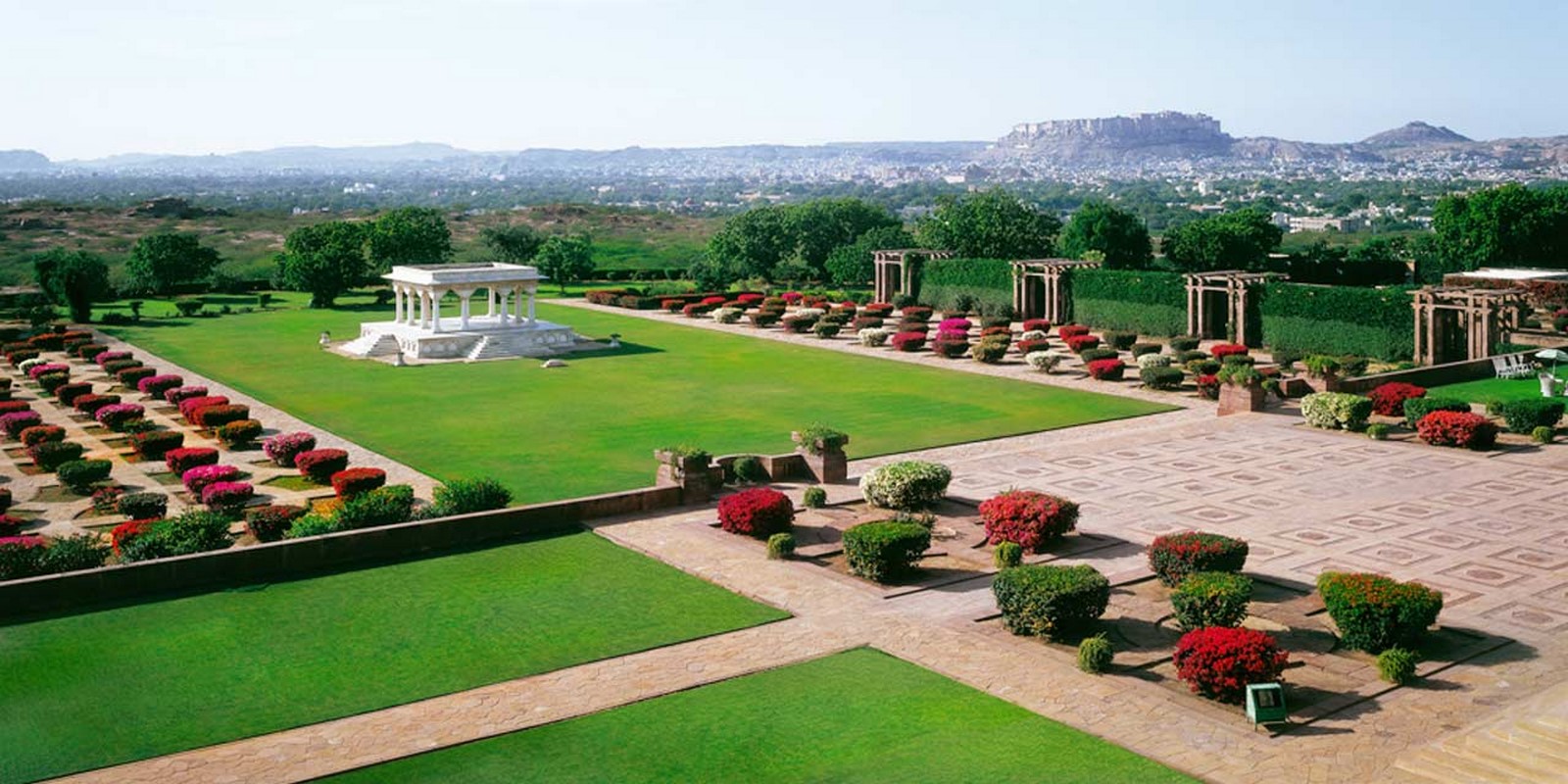 Umed Garden_©https://jodhpurtourism.in/umed-garden-zoo-jodhpur
