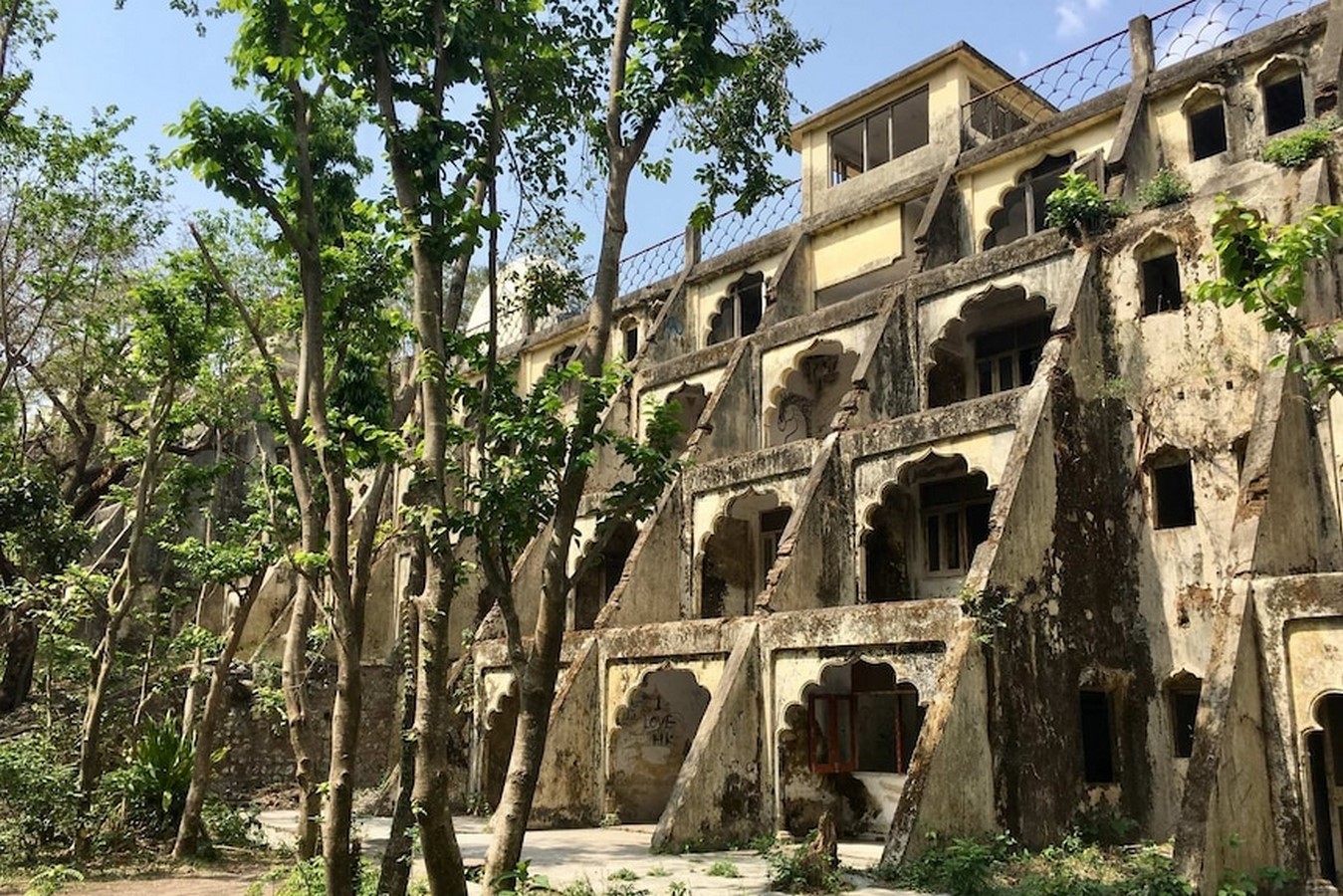 15 Places To Visit In Uttarakhand for Travelling Architect - Sheet1