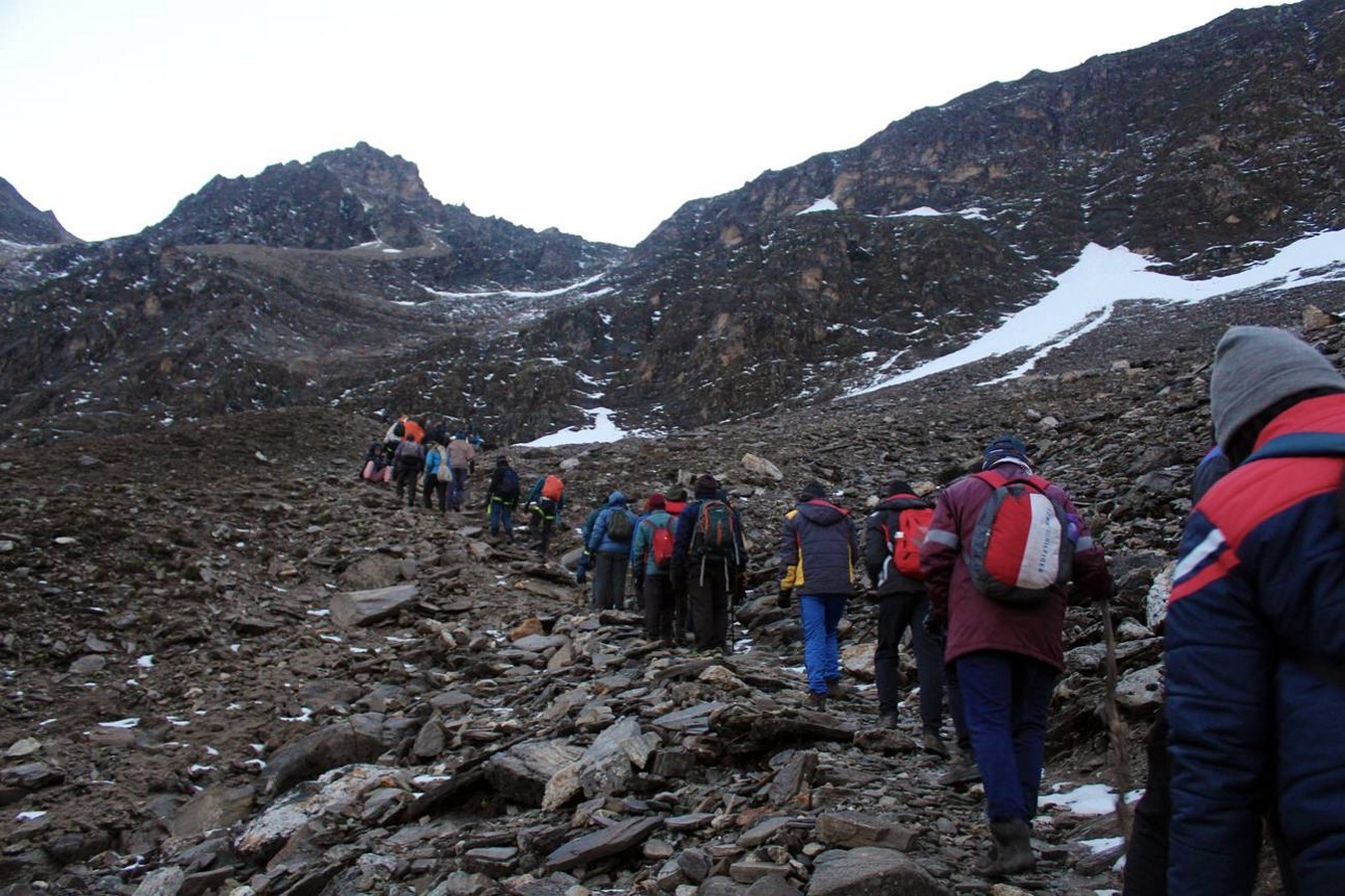 15 Places To Visit In Uttarakhand for Travelling Architect - Sheet25