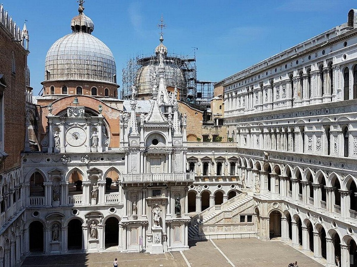 Buildings Of Italy: 15 Architectural Marvels Every Architect Must See - Sheet10