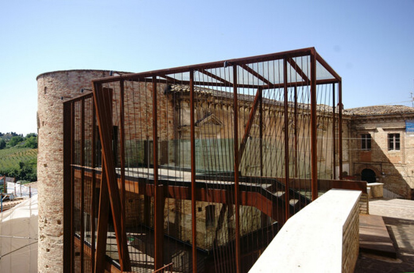 Gabella Gate, Ripa Teatina, Italy_© Rocco Valentini Architecture.jpg?w=999