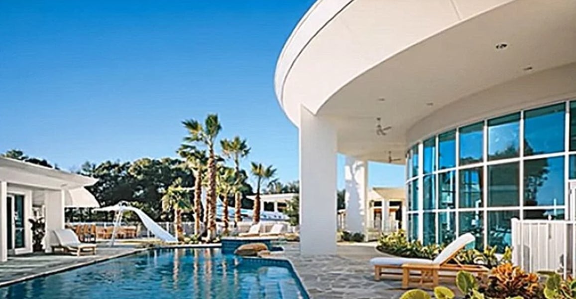 John Travolta House Ocala: 10 Facts through Architect's Lens - Sheet6