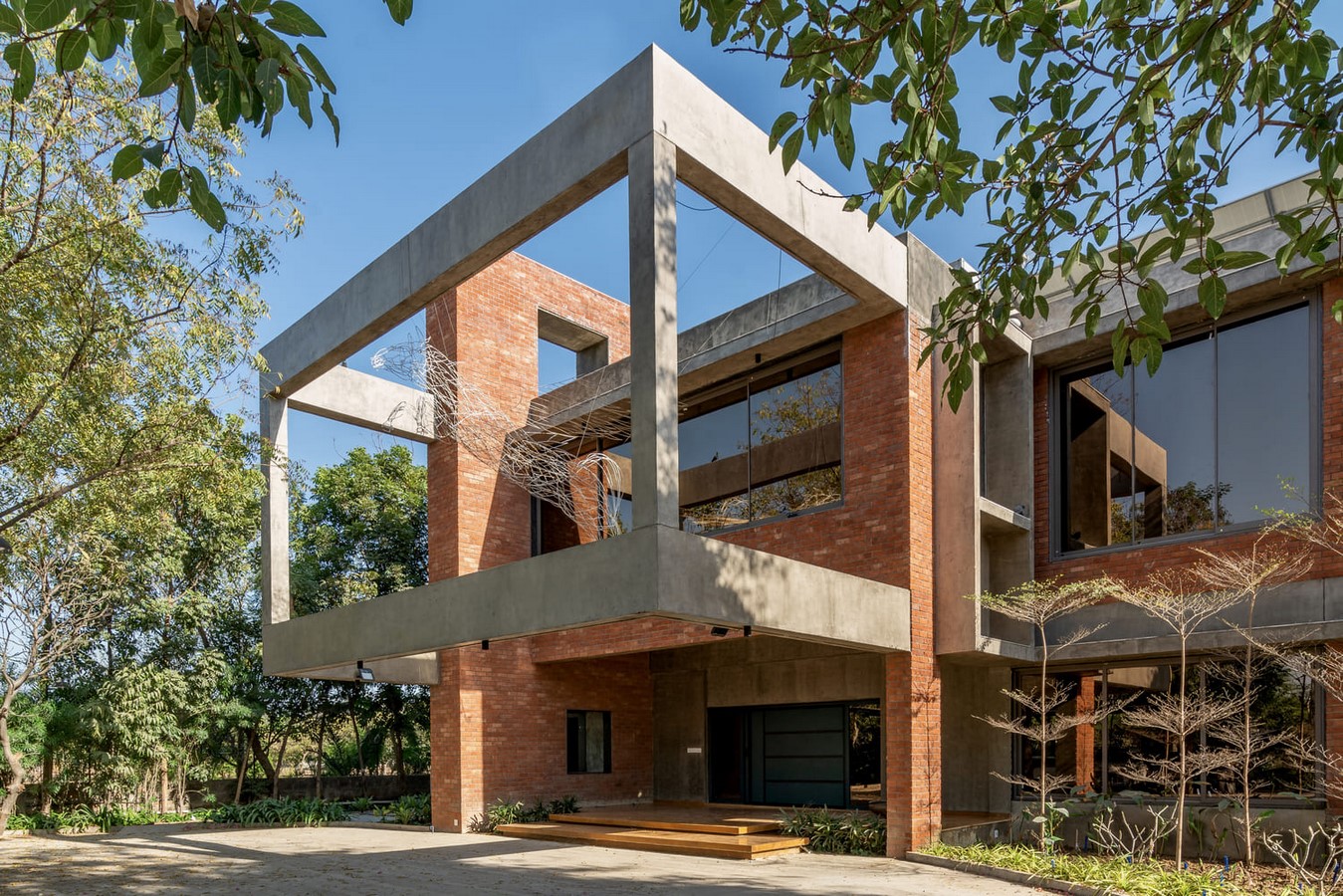 50 beautiful houses in India - Sheet10