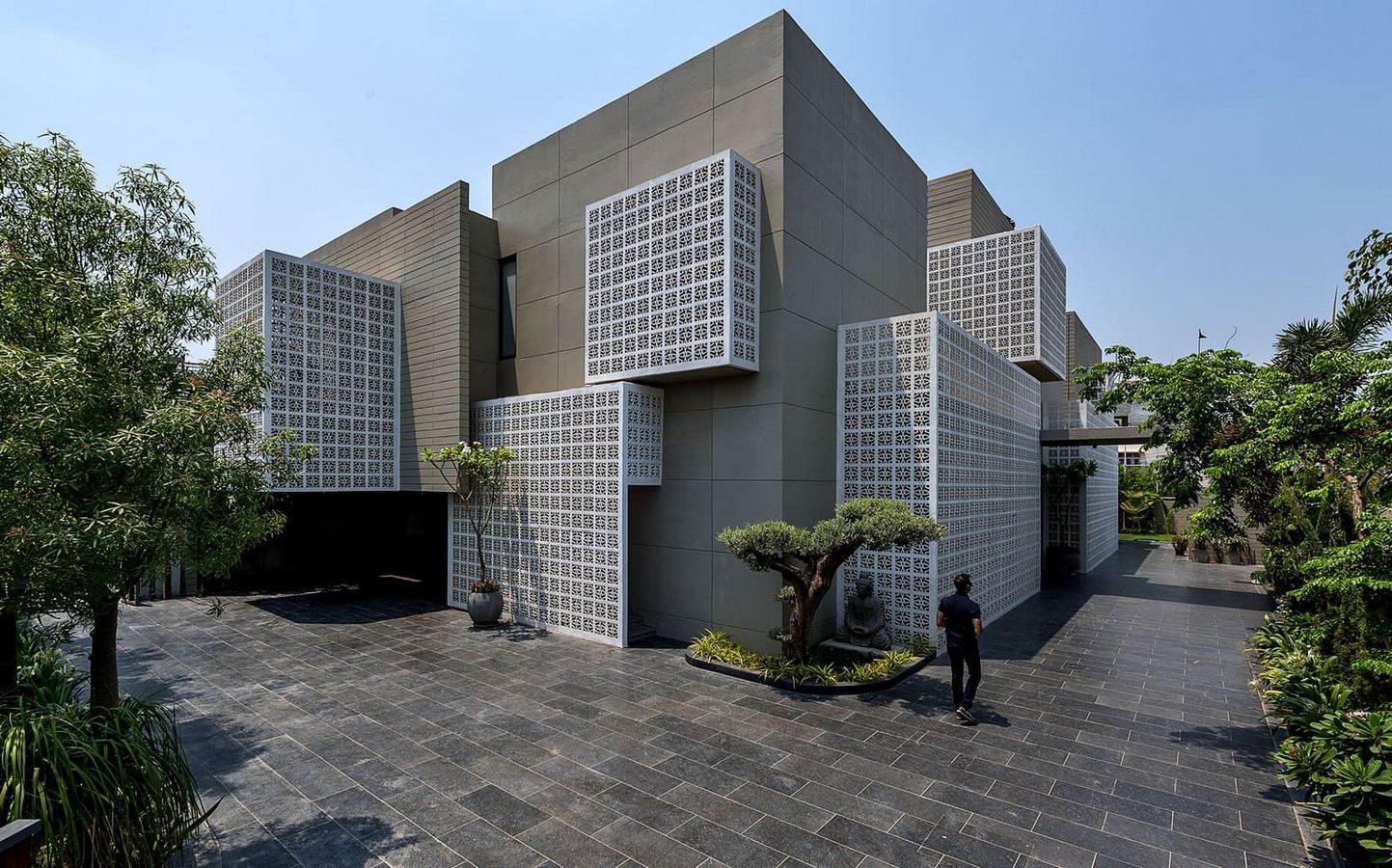 18 screen house_©Mr. Dinesh Mehta