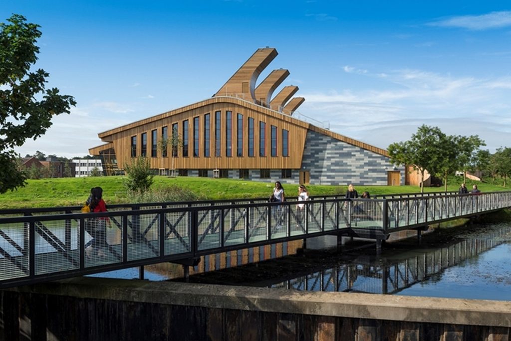 Gsk Environment GSK Carbon Neutral Laboratory by Aecom - RTF | Rethinking The Future