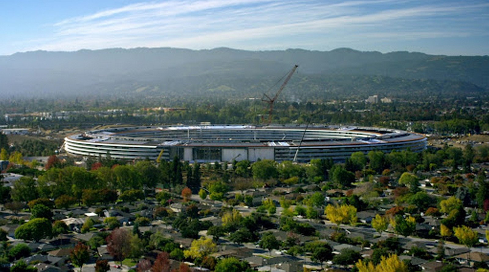 5 Philosophies of Foster + Partners while designing Apple Park - Sheet3
