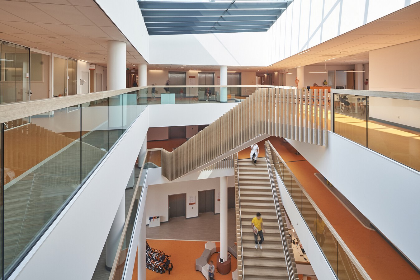 Circulation area with skylight_©Ronald Tilleman
