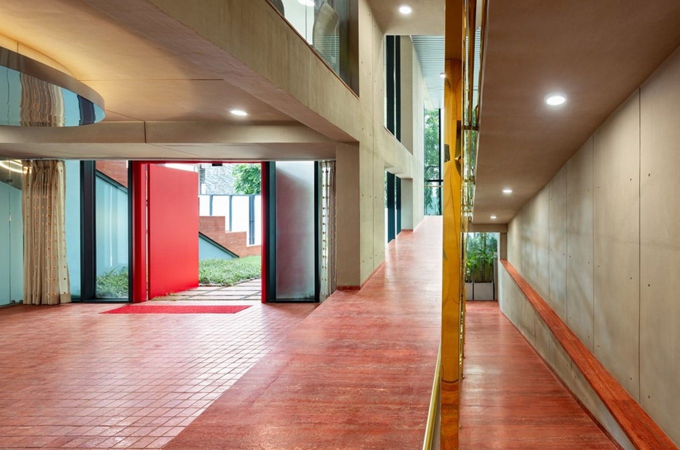 Interior picture of the entrance area_ https://architecture.live/ladhani-house-hanging-house-noida-archohm-consults/