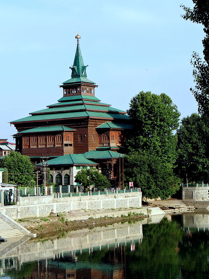 Mausoleum of Shah e Hamadan_©en.wikipedia.org