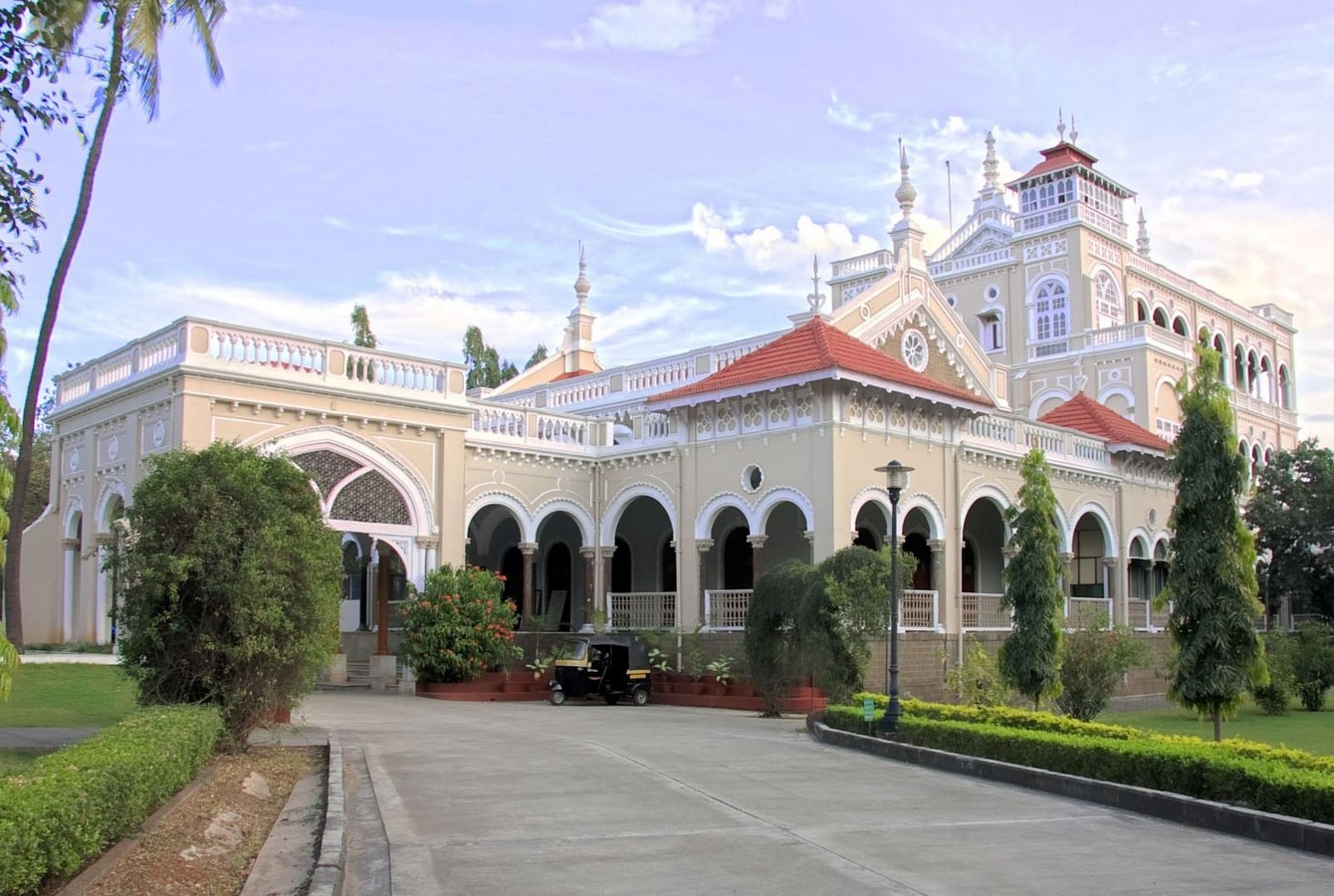 15 Must visit Heritage buildings of Maharashtra - Sheet2