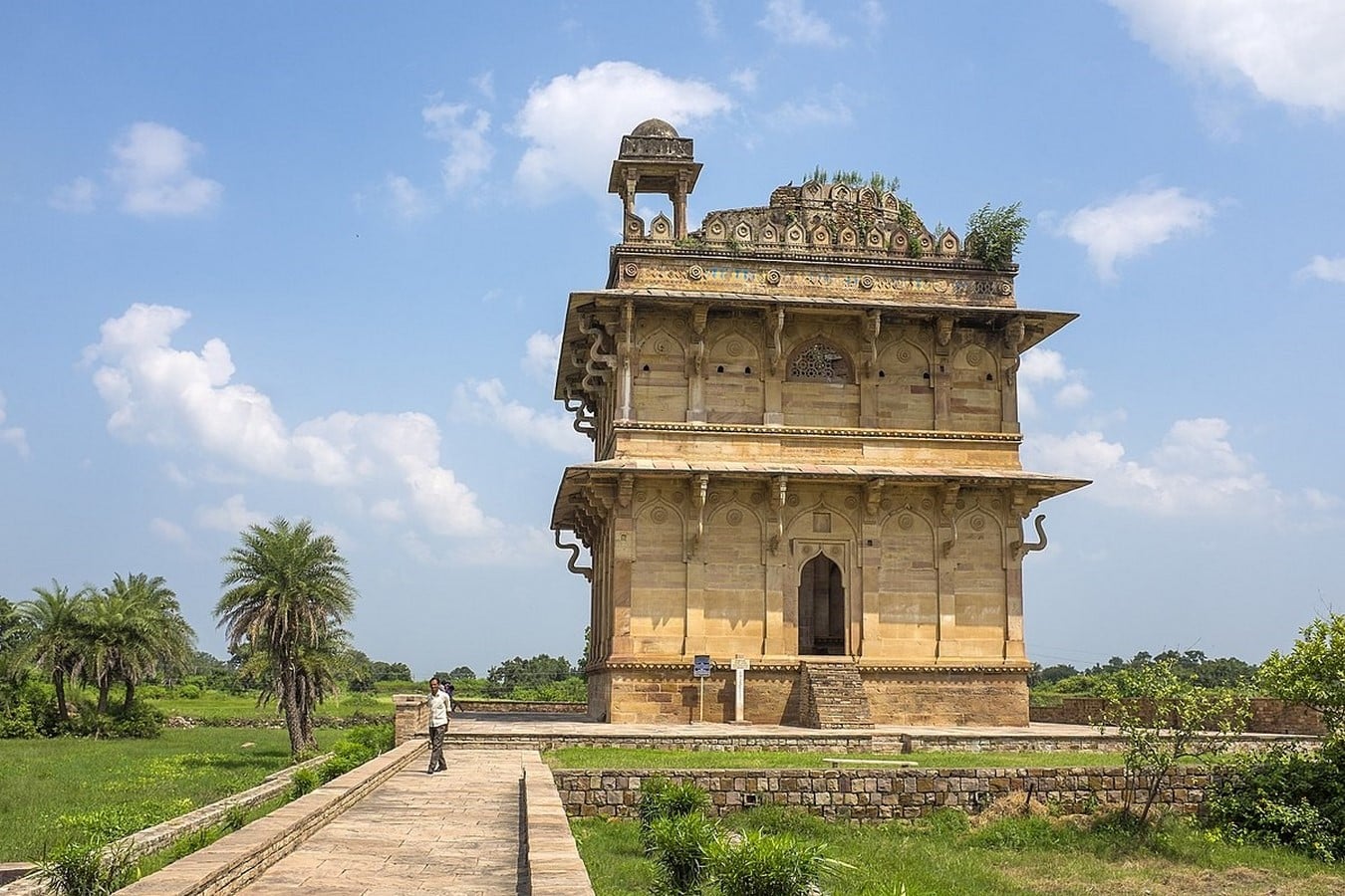 An architectural review of location: Chanderi - Sheet6