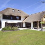 Modern Villa, white with thatched roof by ArendGroenewegenArchitect - Sheet2