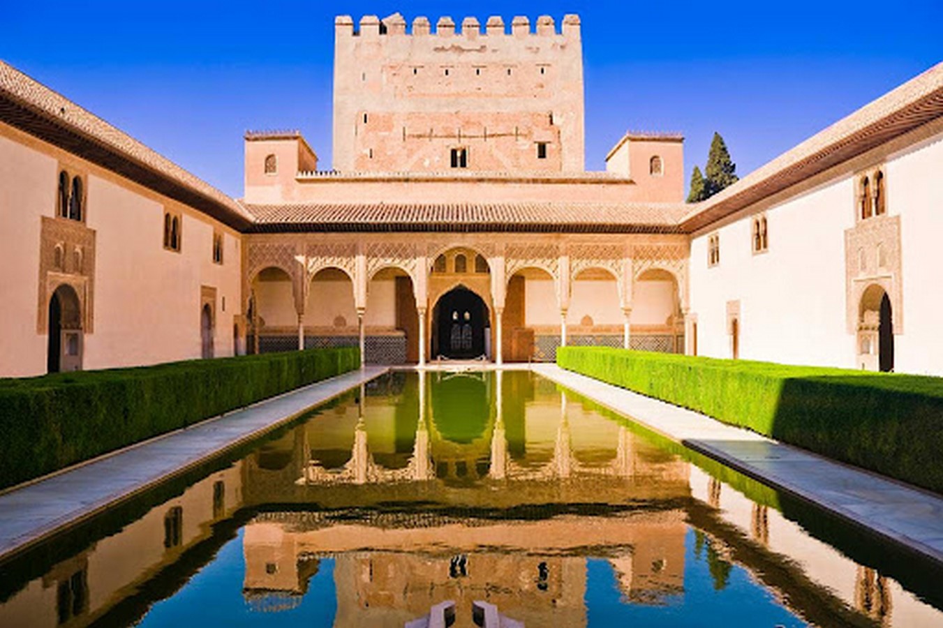 Buildings Of Spain: 15 Architectural Marvels Every Architect Must See - Sheet29