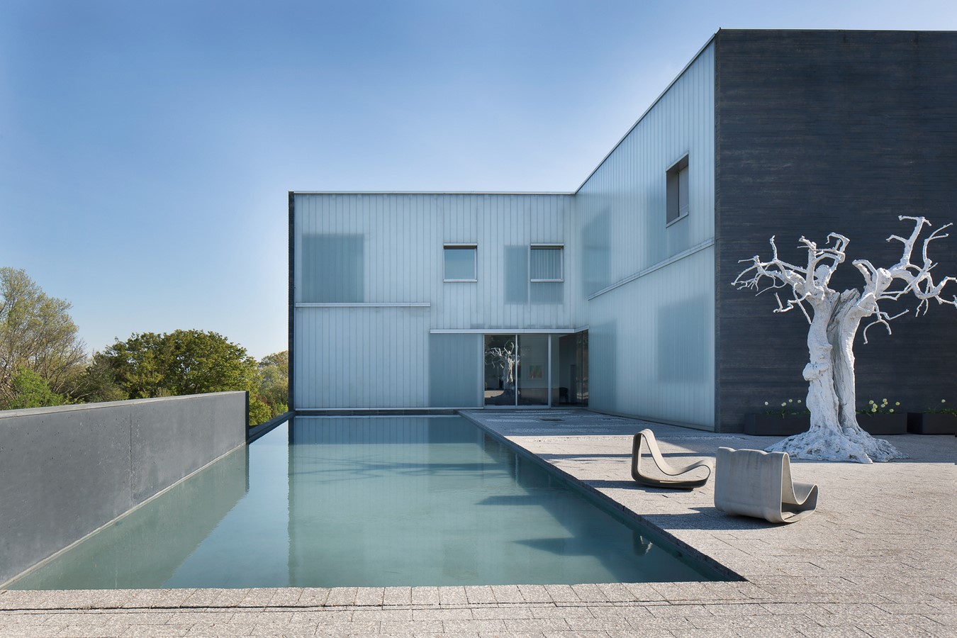 Book in Focus: Steven Holl House: Black Swan Theory - Sheet1