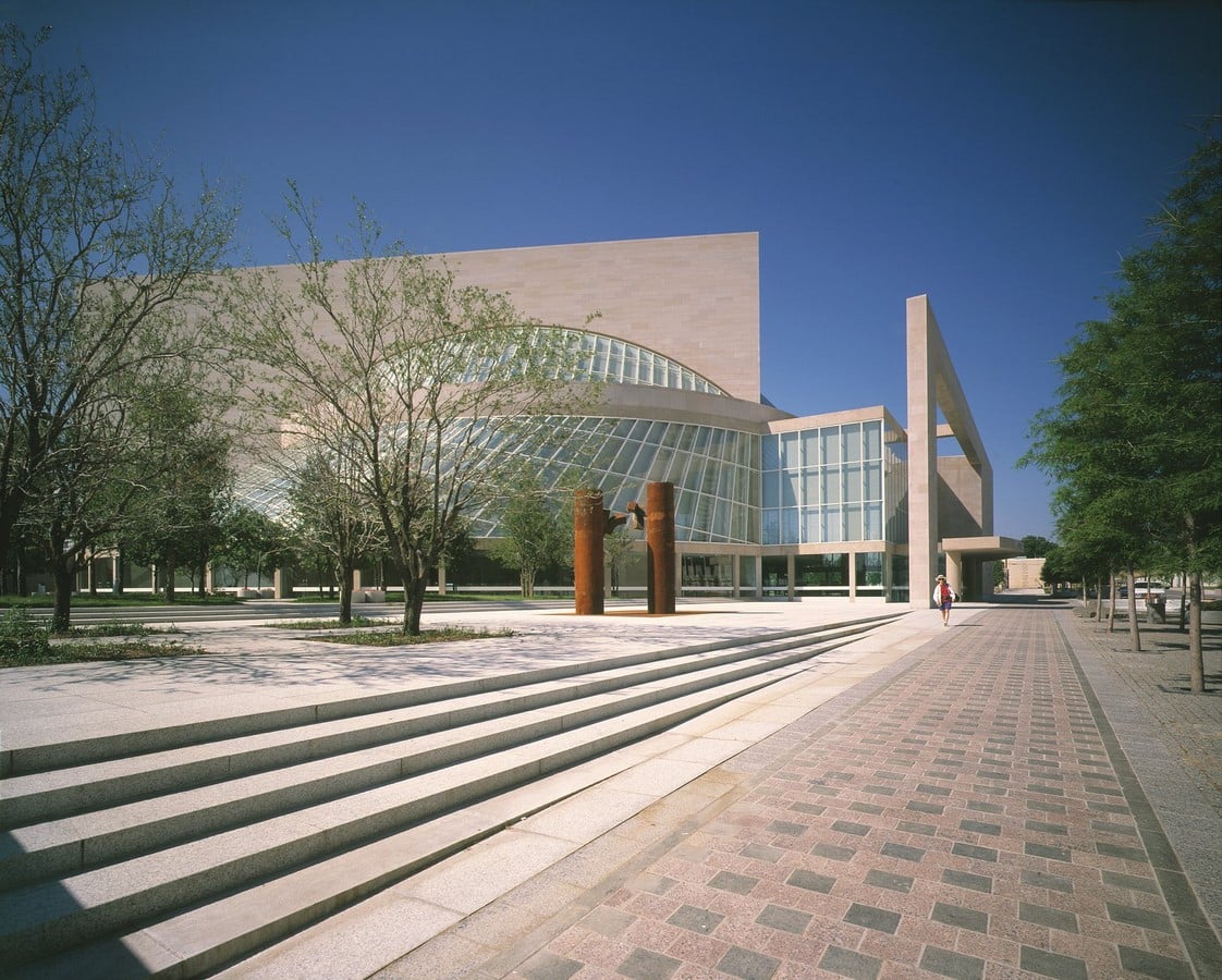The Symphony Center_©https://www.pcf-p.com/projects/the-morton-h-meyerson-symphony-center/
