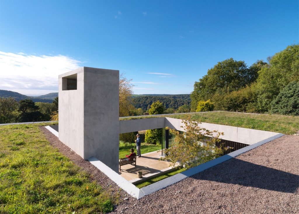 Remote Location Building Significance of Natural environment in location - RTF