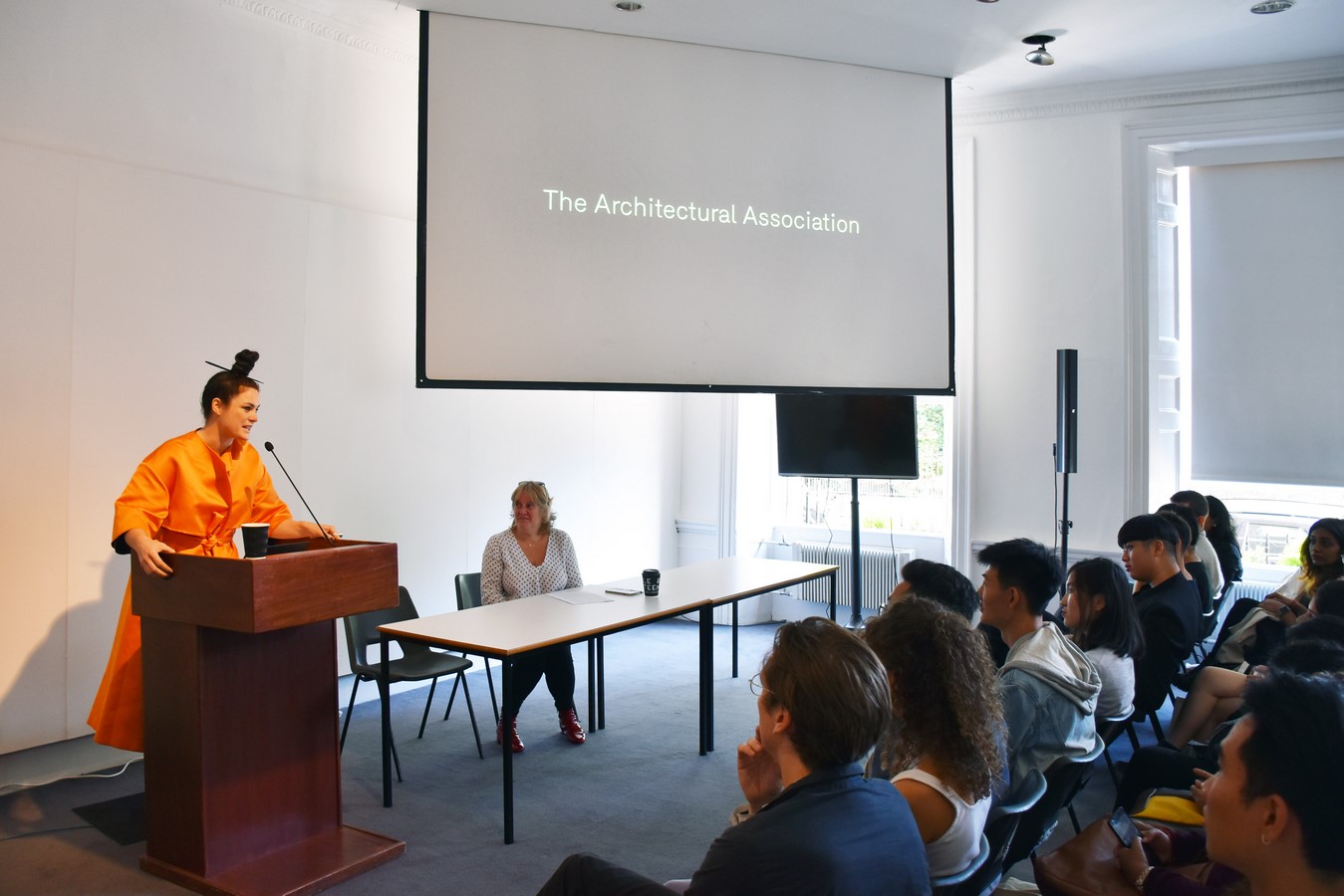 Eva Franch i Gilabert: Philosophy and Ideology - Sheet3