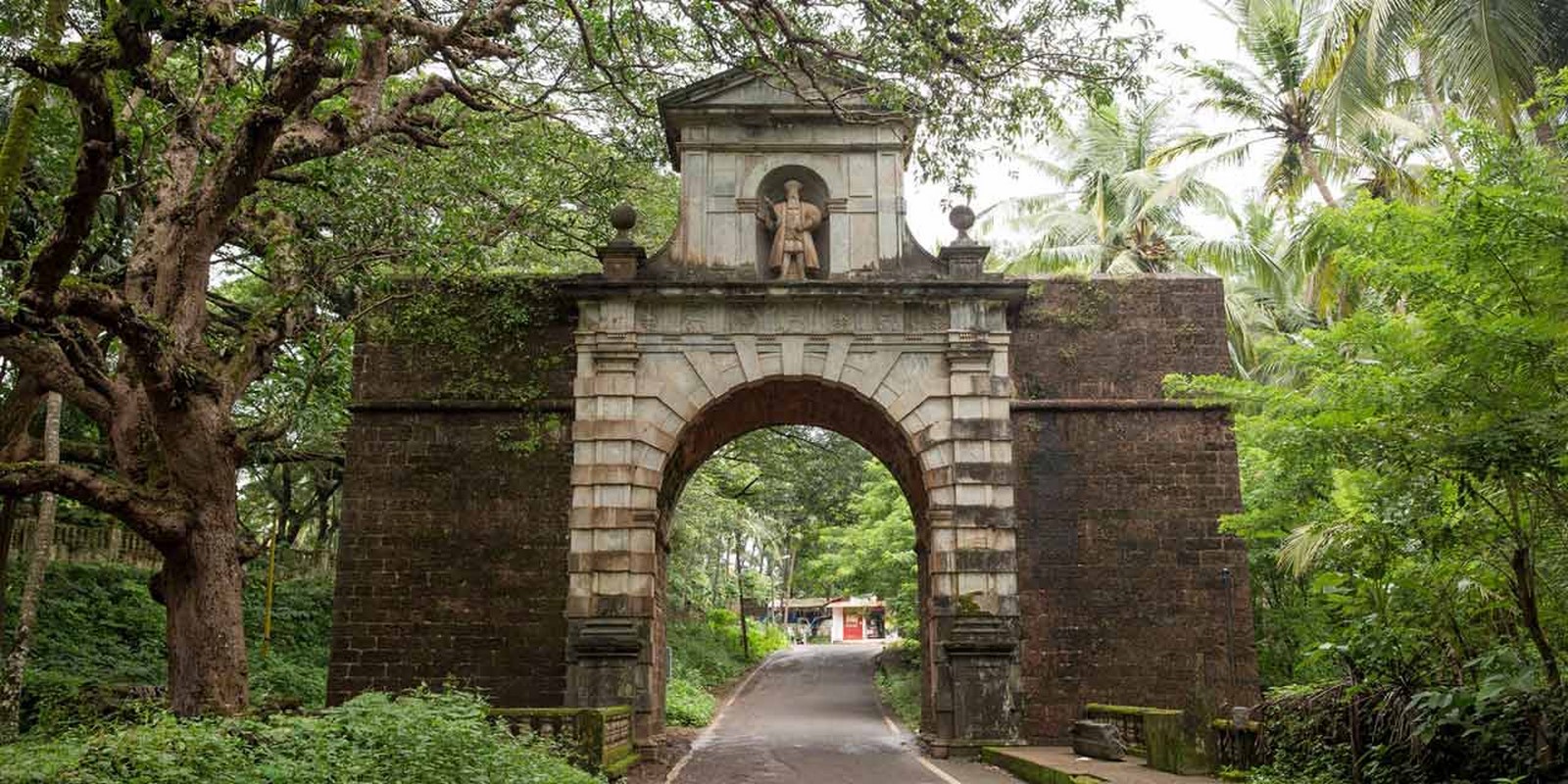 Viceroy's Arch_©httpsgoa-tourism.org.inviceroys-arch-goa