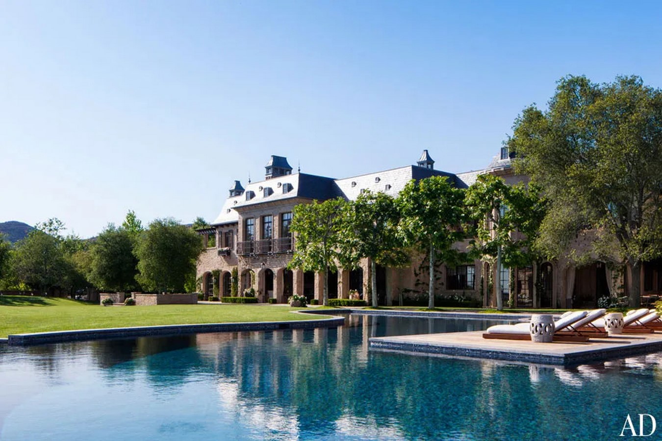 Tom Brady House 10 Facts through Architect's Lens RTF
