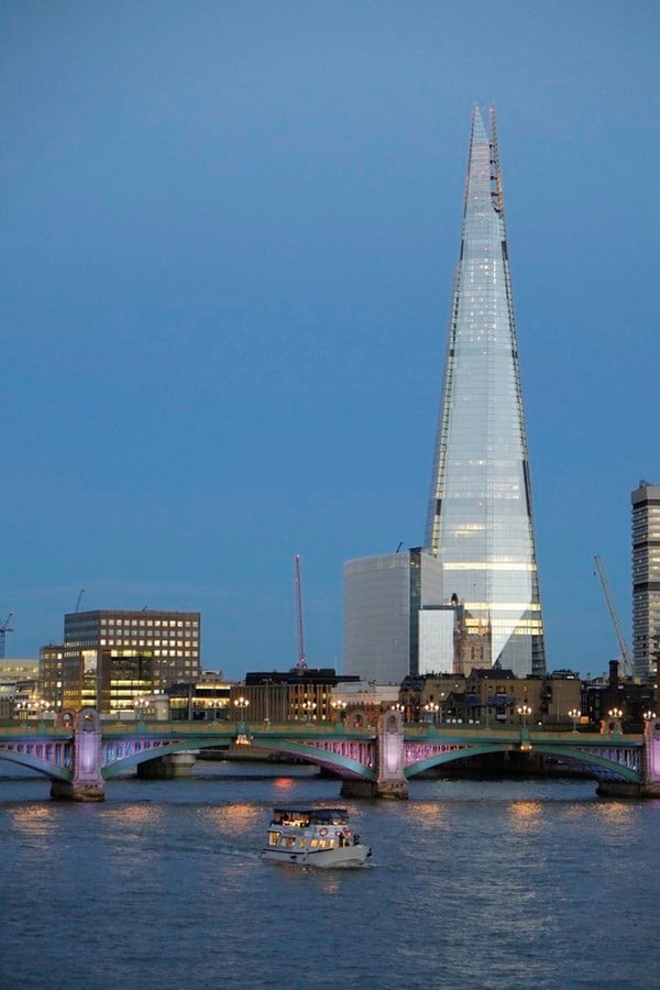 30 Famous Architects & Their Famous Buildings - Sheet18