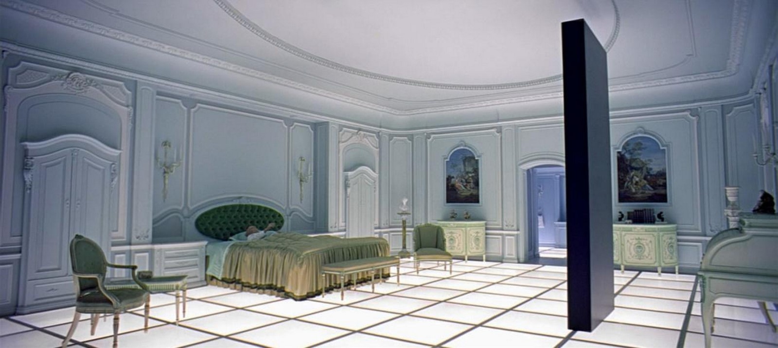 An Architectural review of 2001: A Space Odyssey - Sheet5