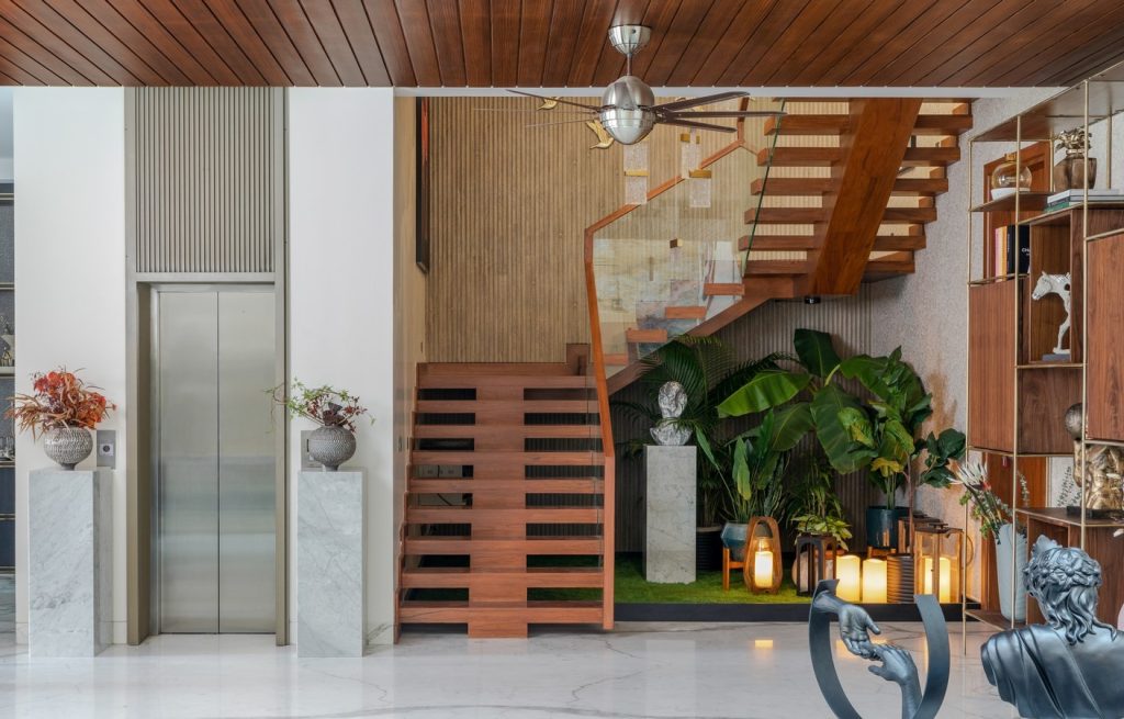 The Opulent Villa by The Picturesque Studio - RTF | Rethinking The Future