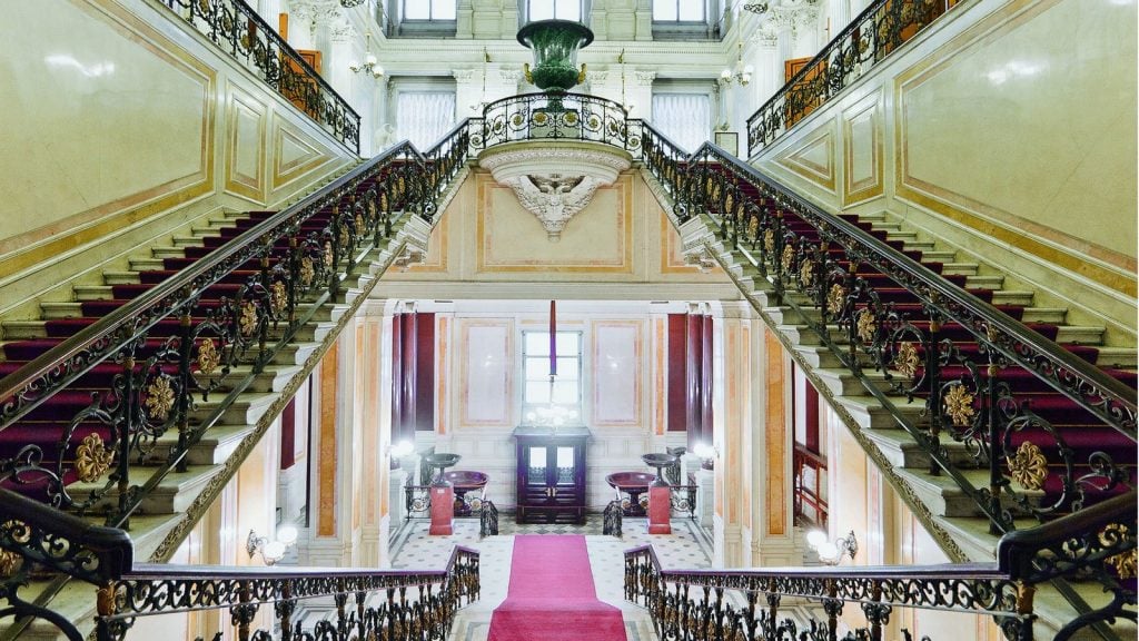 Museums of the World: Hermitage Museum - RTF