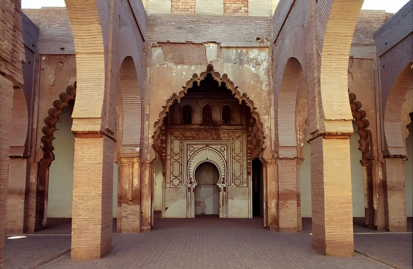 inside-the-mosque_©atlasobscura