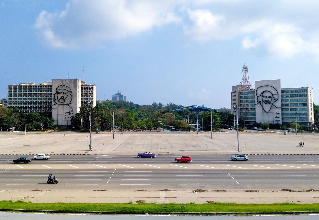 An architectural review of a location: Cuba - Sheet12