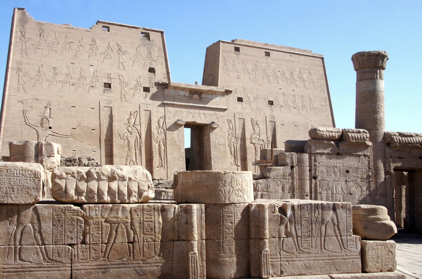 An architectural review of a location: Egypt - Sheet4