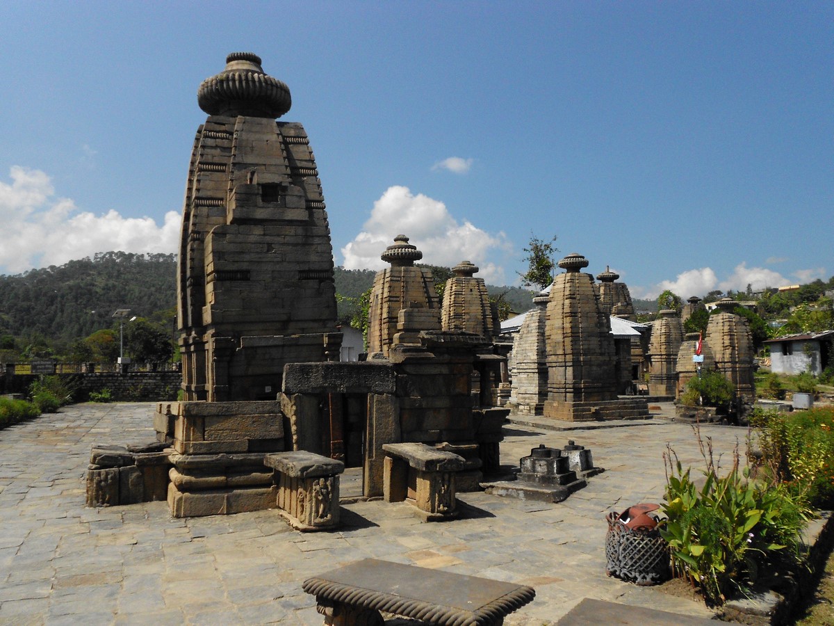 15 Places To Visit In Uttarakhand for Travelling Architect - Sheet10