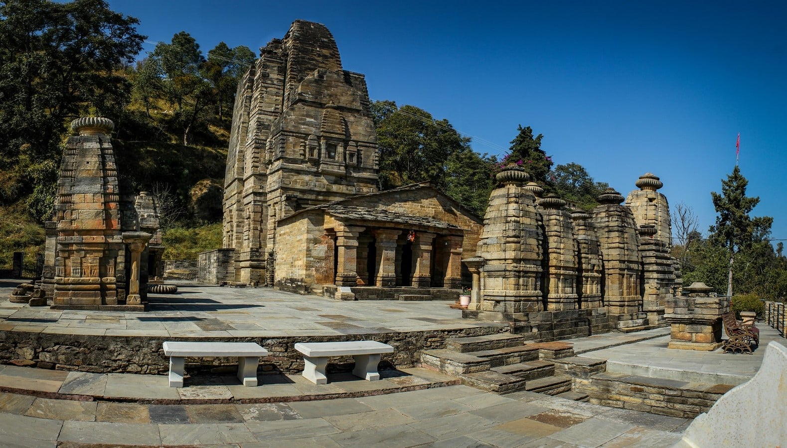 15 Places To Visit In Uttarakhand for Travelling Architect - Sheet13